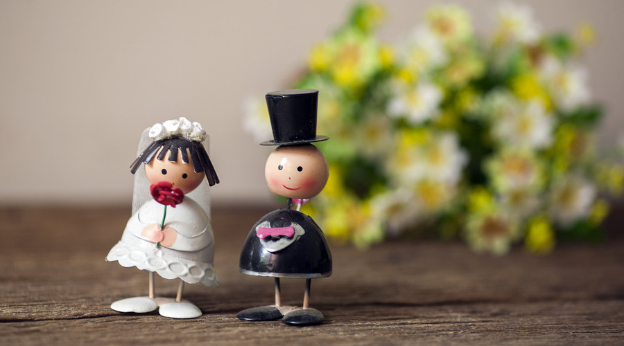 婚外情可以报警取证吗